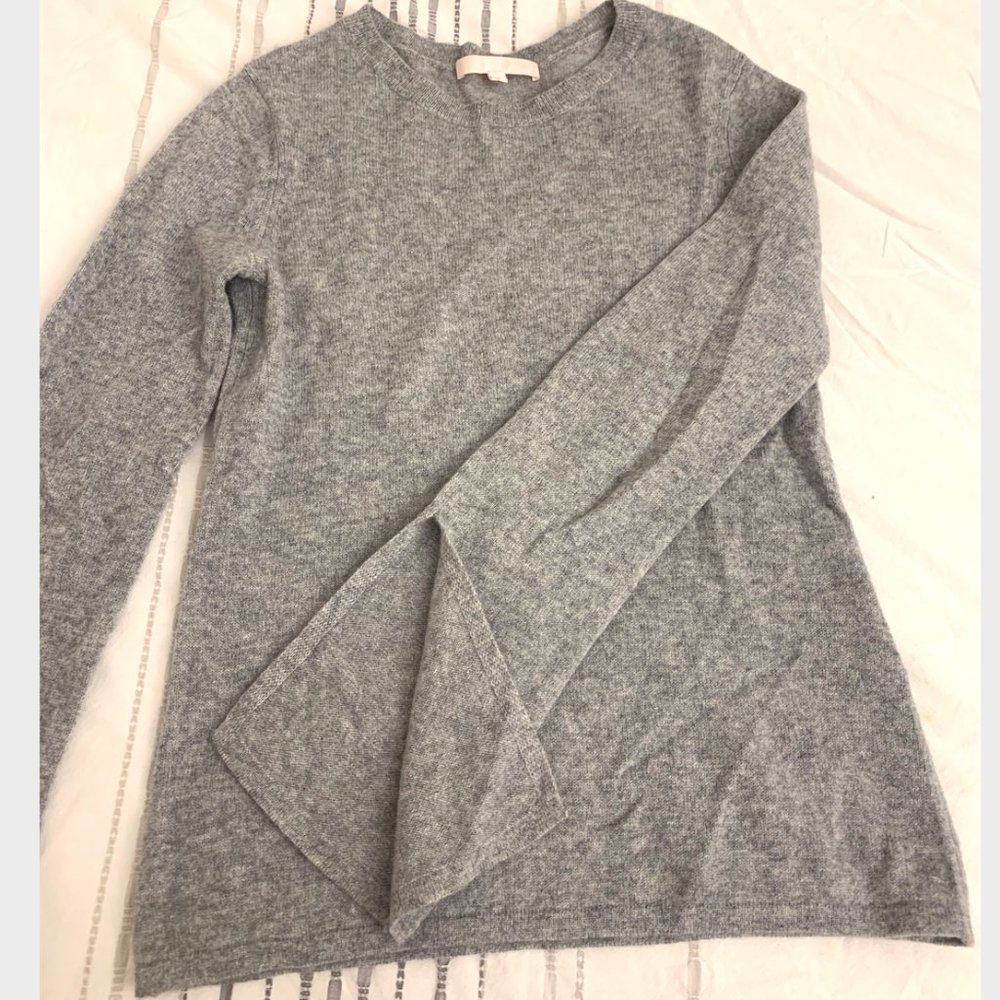 The Cashmere Project Grey Split-Sleeve Sweater XS